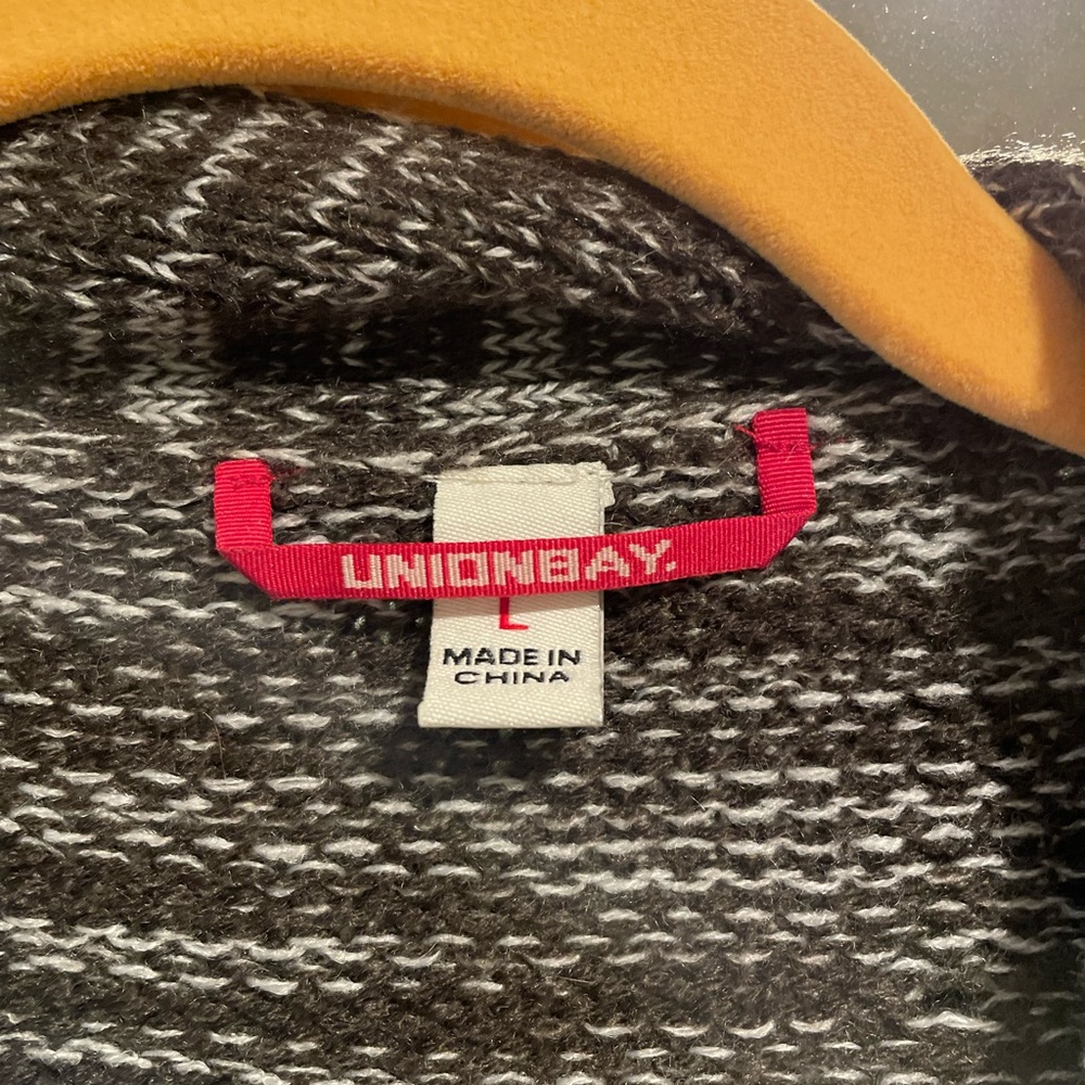 NWOT Women’s Union Bay Cardigan Sweater